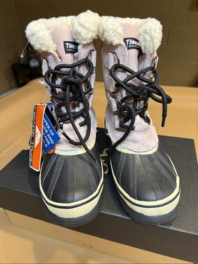 3M Thinsulate Pink and Black Women's Insulated Duck Boots